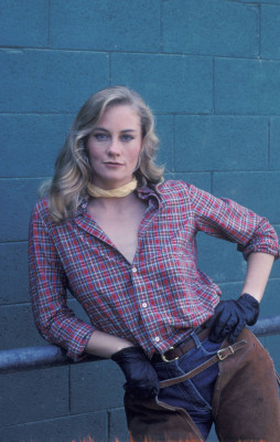 photo 18 in Cybill Shepherd gallery [id404599] 2011-06-29 00:00:00
