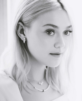 photo 8 in Dakota Fanning gallery [id672558] 2013-10-22 00:00:00