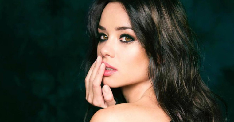 Dafne Fernandez pic #1225147