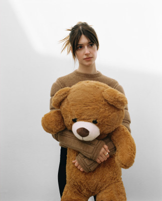 Daisy Edgar-Jones