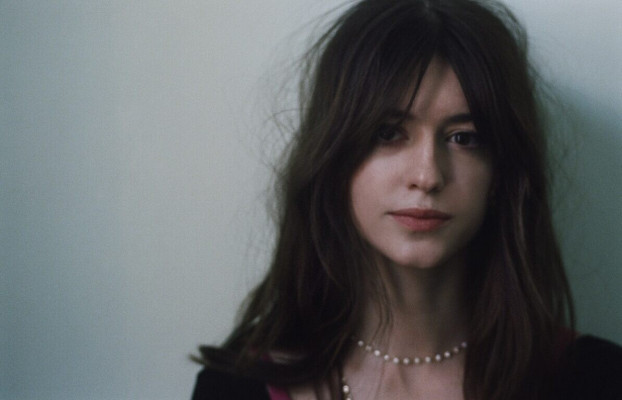 Daisy Edgar-Jones