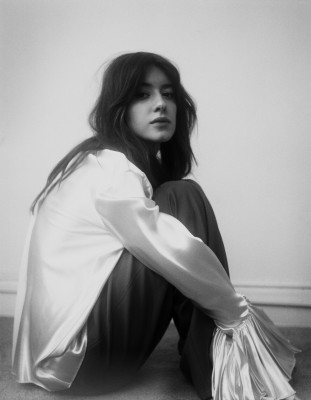 Daisy Edgar-Jones