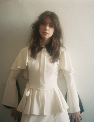 Daisy Edgar-Jones