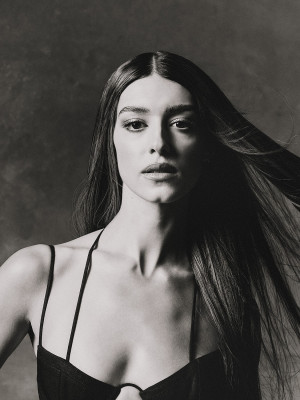 Daisy Edgar-Jones for Vogue Greece December 2024