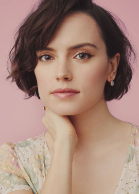 DAISY RIDLEY for Bustle 2019