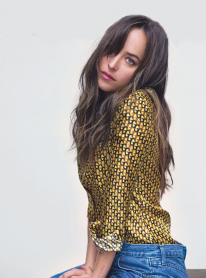 Dakota Johnson – Marie Claire Italia
