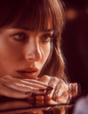 Dakota Johnson – Vanity Fair Italy December 2018