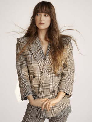 Dakota Johnson-Elle UK