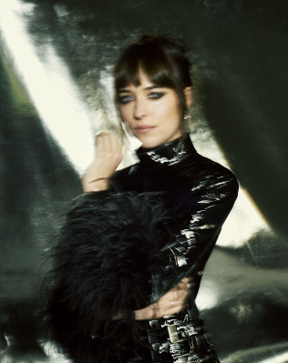 Dakota Johnson by Mary Rozzi for The Hollywood Reporter (2021)