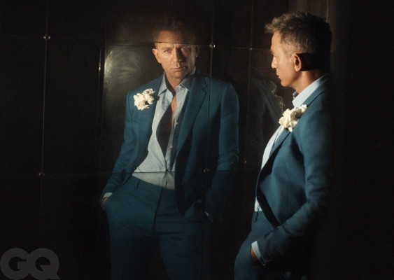 Daniel Craig