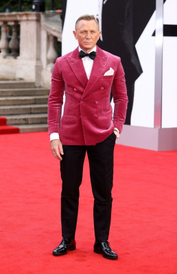 Daniel Craig