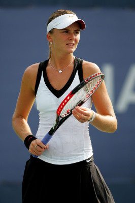 photo 14 in Daniela Hantuchova gallery [id331006] 2010-12-23 00:00:00