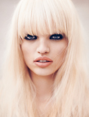 Daphne Groeneveld pic #621156
