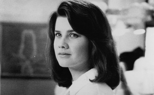 Daphne Zuniga pic #676738