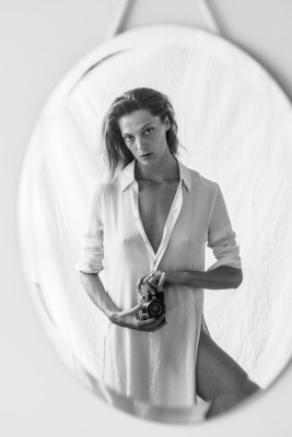 Daria Werbowy - photoshoot for Equipment Fall/Winter Campaign