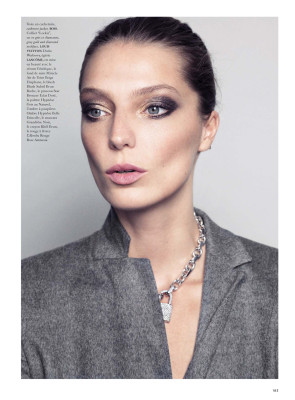 Daria Werbowy - photoshoot in Air France for Madame Figaro
