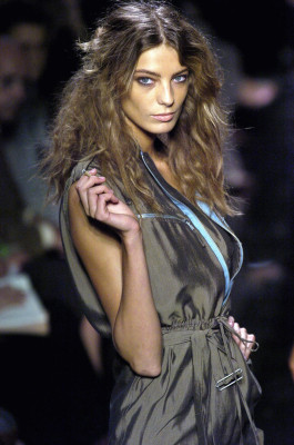 photo 3 in Daria Werbowy gallery [id134454] 2009-02-11 00:00:00