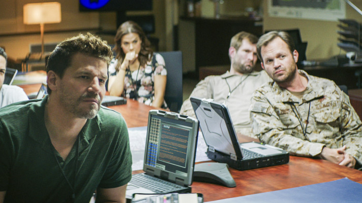 David Boreanaz - Seal Team (2017) 1x01 &#039;Tip Of The Spear&#039;