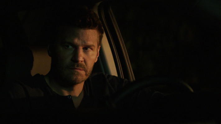 David Boreanaz - Seal Team (2017) 1x03 &#039;Boarding Party&#039;