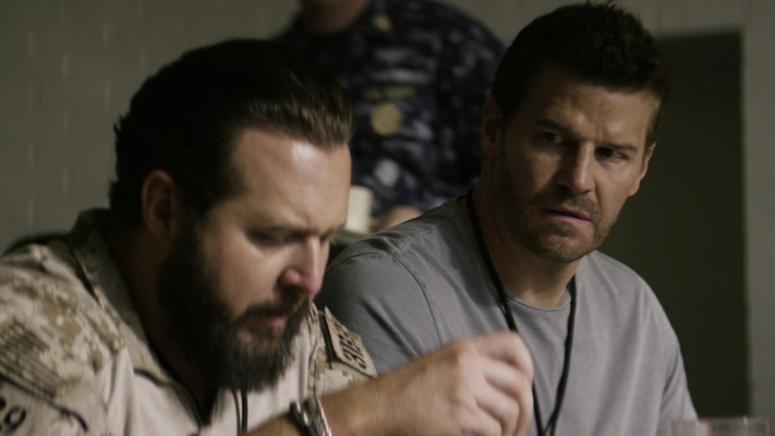 David Boreanaz - Seal Team (2017) 1x05 &#039;Collapse&#039;