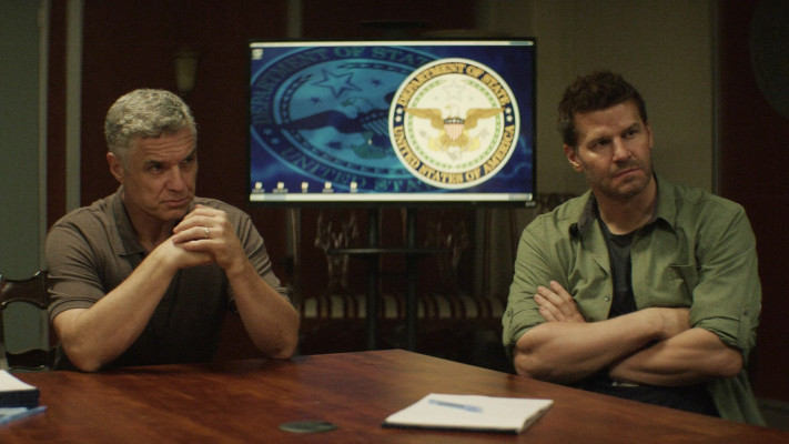 David Boreanaz - Seal Team (2017) 1x05 &#039;Collapse&#039;