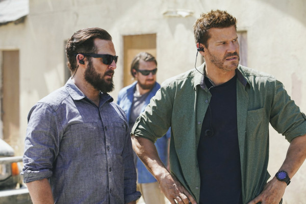 David Boreanaz - Seal Team (2017) 1x05 &#039;Collapse&#039;