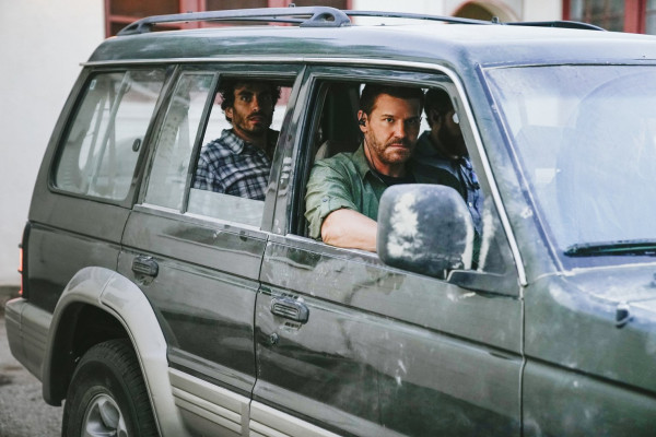 David Boreanaz - Seal Team (2017) 1x05 &#039;Collapse&#039;