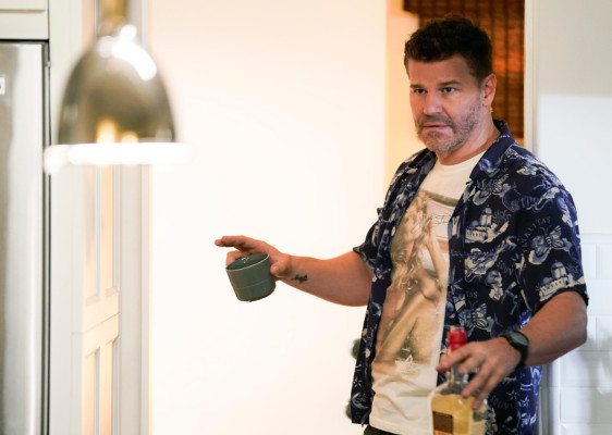 David Boreanaz - Seal Team (2018) 2x06 &#039;Hold What You Got&#039;