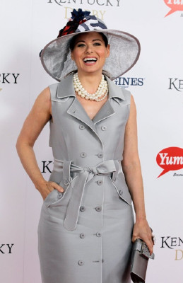 photo 14 in Debra Messing gallery [id509350] 2012-05-11 00:00:00