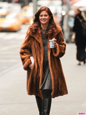 photo 29 in Debra Messing gallery [id606318] 2013-02-17 00:00:00