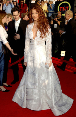 photo 6 in Debra Messing gallery [id184451] 2009-08-26 00:00:00