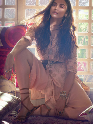 Deepika Padukone pic #927188