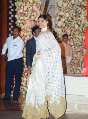 Deepika Padukone pic #927186