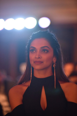 Deepika Padukone pic #951218