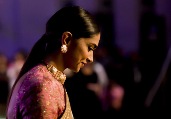Deepika Padukone pic #950935
