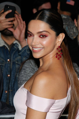 photo 6 in Deepika Padukone gallery [id936680] 2017-01-30 00:00:00
