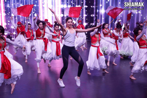Deepika Padukone pic #898310