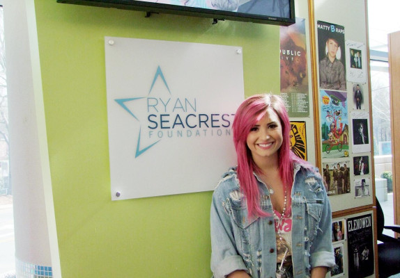 Demi Lovato pic #788719