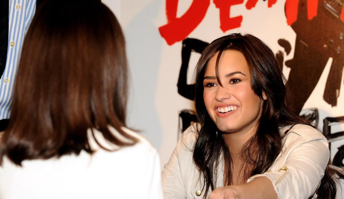 Demi Lovato pic #393130