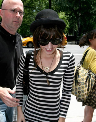 Demi Lovato pic #394039