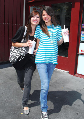 Demi Lovato pic #448591