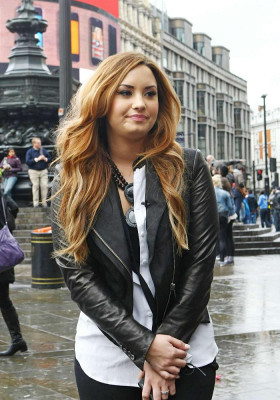 Demi Lovato pic #492974