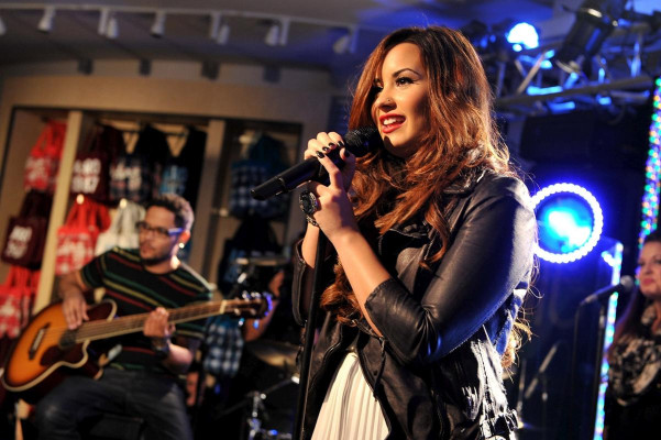 Demi Lovato pic #432124