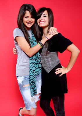 Demi Lovato pic #448096
