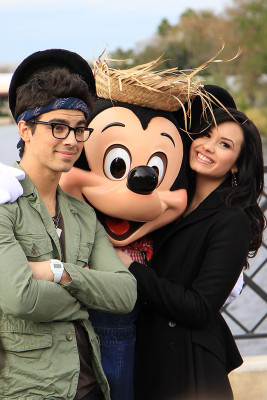 Demi Lovato pic #294922