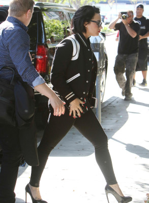 photo 21 in Demi Lovato gallery [id876740] 2016-03-27 00:00:00