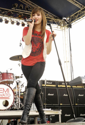 Demi Lovato pic #390843