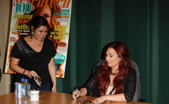 Demi Lovato pic #452119