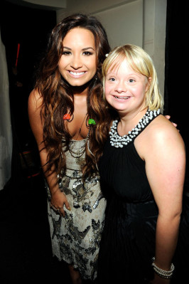 Demi Lovato pic #413716