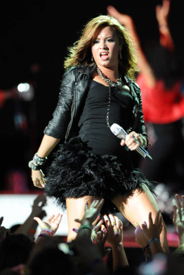 photo 13 in Demi Lovato gallery [id295115] 2010-09-14 00:00:00